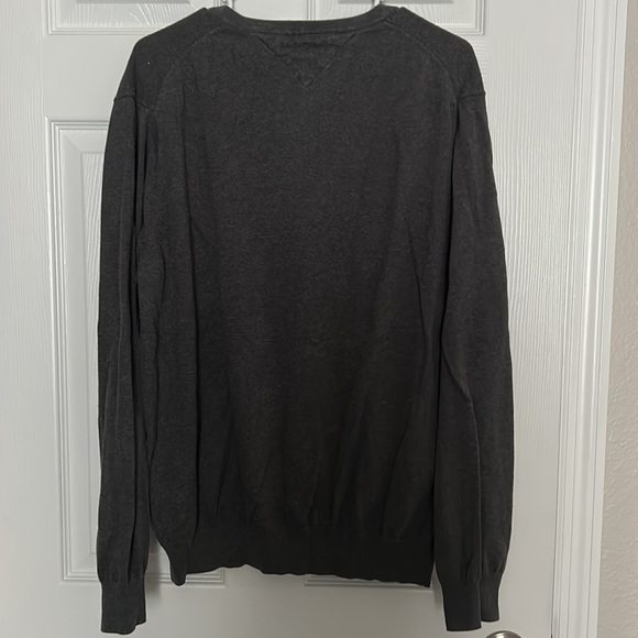 Tommy Hilfiger gray sweater v Neck premium cotton xl - Picture 5 of 5